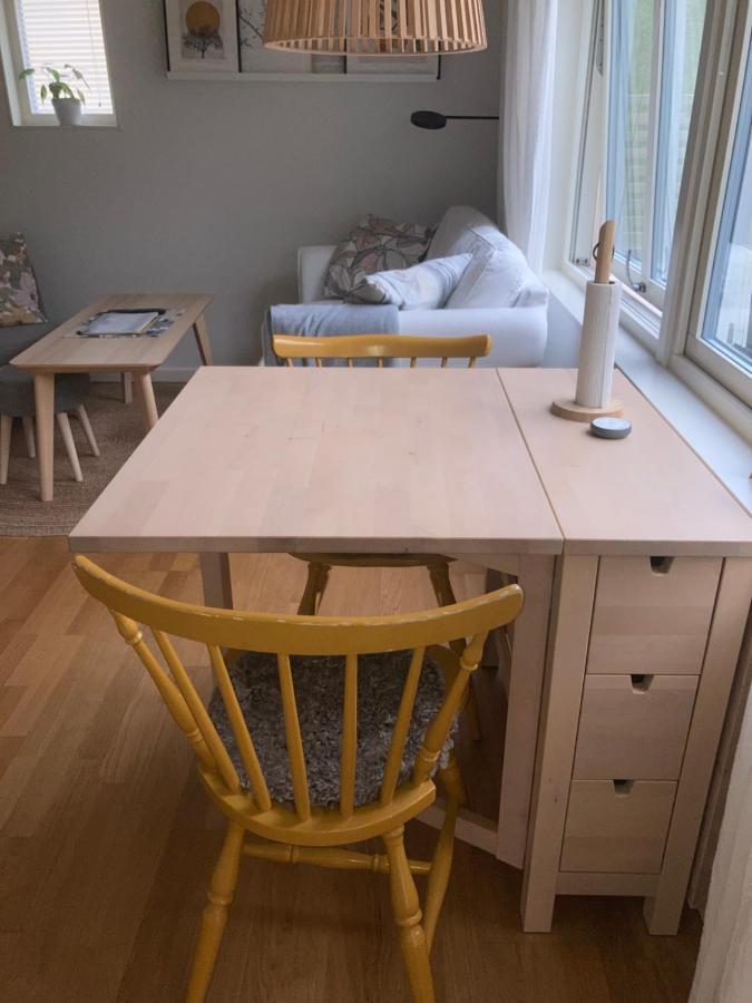 Tiny Grey House With Loft, 15 Min From Center * Göteborg